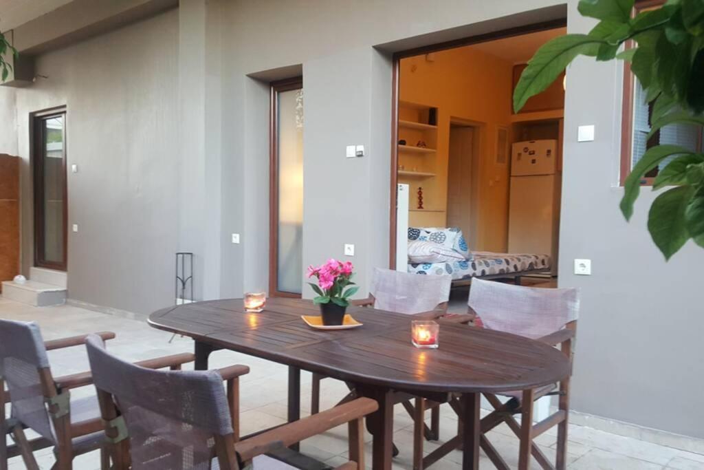 Appartement Quite House With Garden And Barbecue à Athènes Extérieur photo